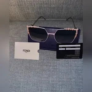 Fendi | Accessories | Fendi 6mm Gradient Square Cat Eye  display picture 1